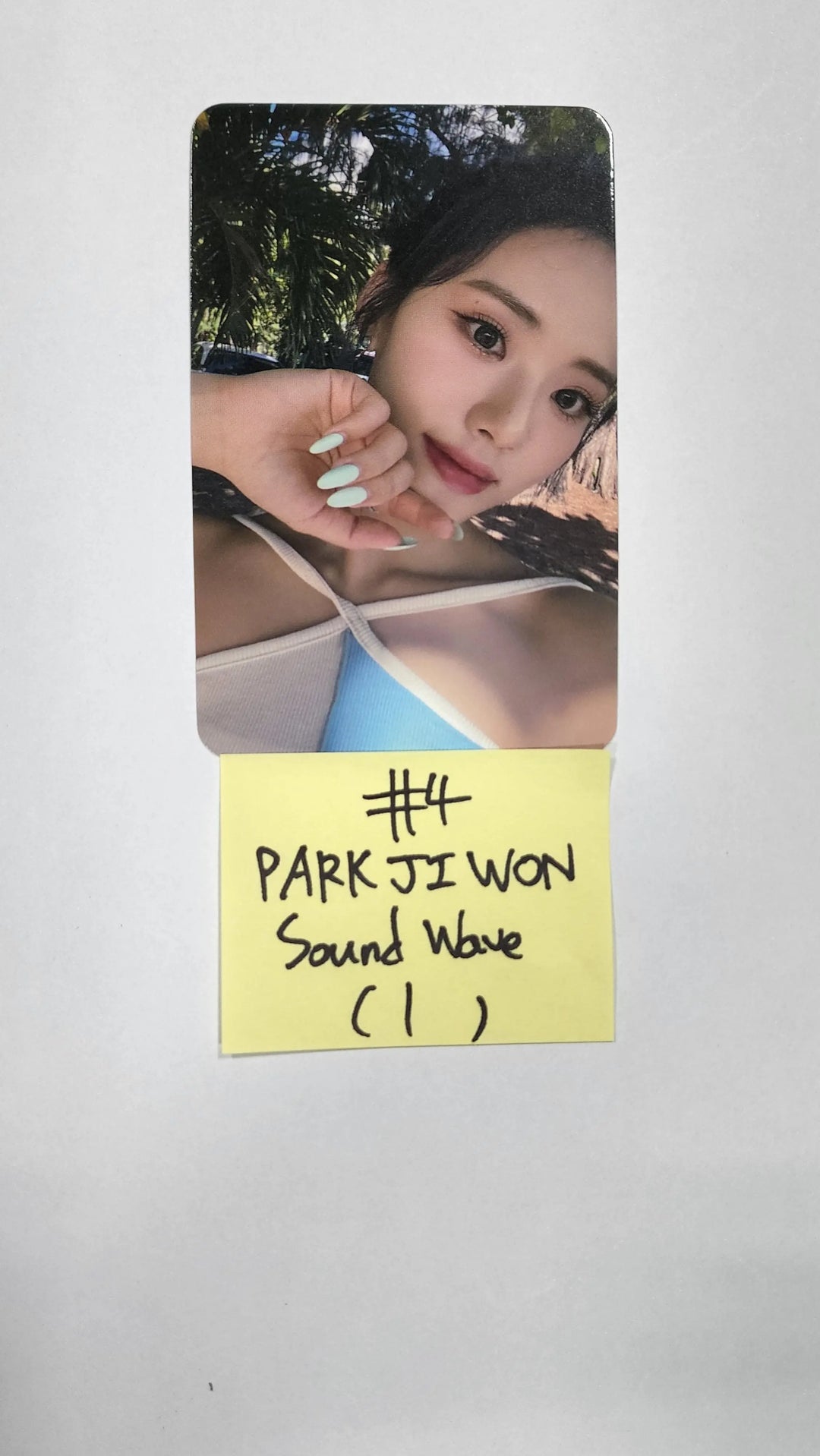 Fromis_9 "from our Memento Box" - Soundwave Fansign Event Photocard - HALLYUSUPERSTORE