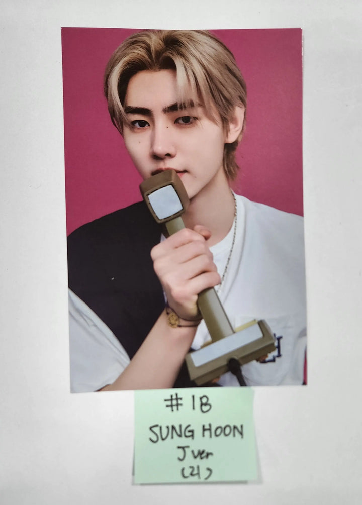 ENHYPEN "MANIFESTO : DAY 1" - Official Photocard [J Ver] - HALLYUSUPERSTORE