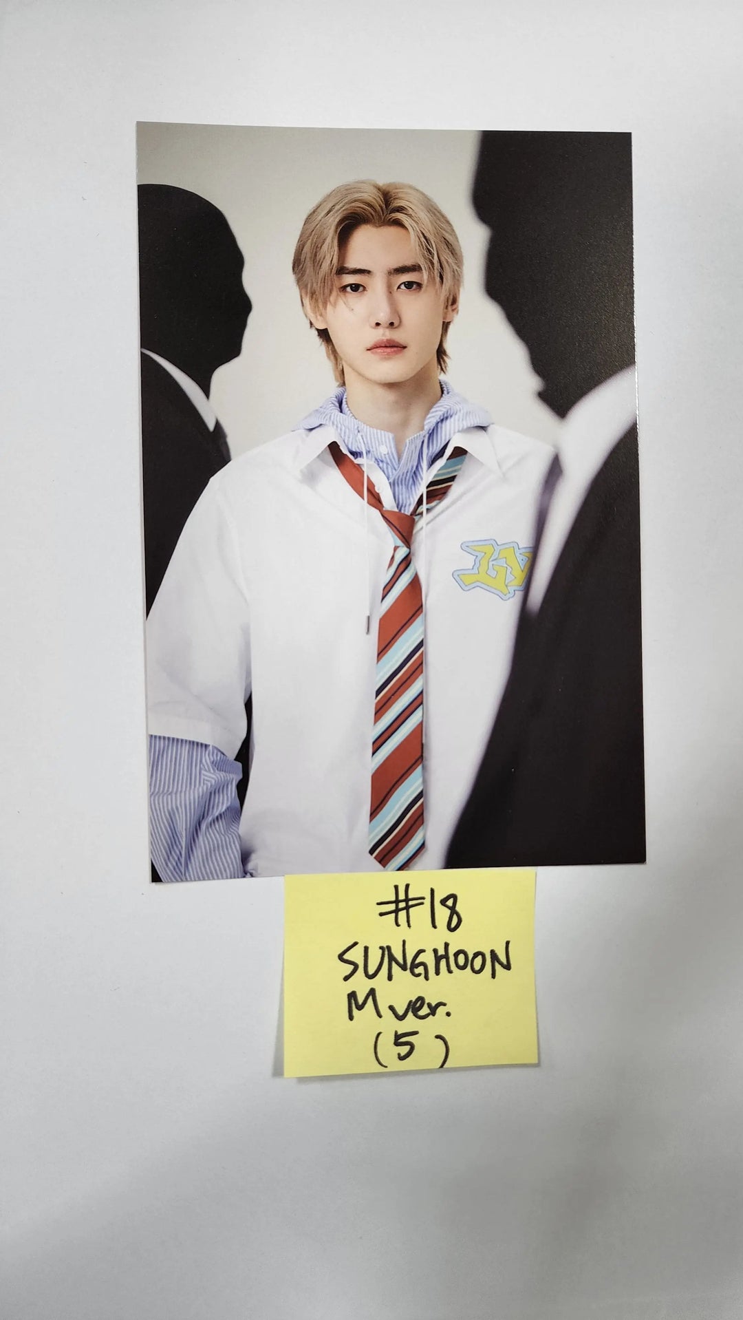ENHYPEN "MANIFESTO : DAY 1" - Official Photocard [M Ver] - HALLYUSUPERSTORE