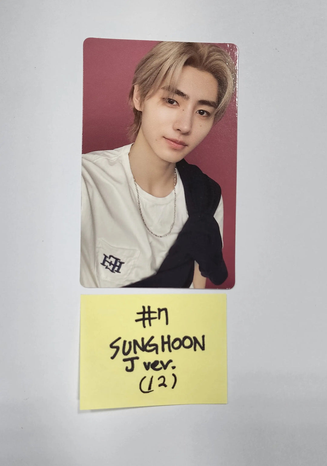 ENHYPEN "MANIFESTO : DAY 1" - Official Photocard [ENGENE J Ver.] - HALLYUSUPERSTORE