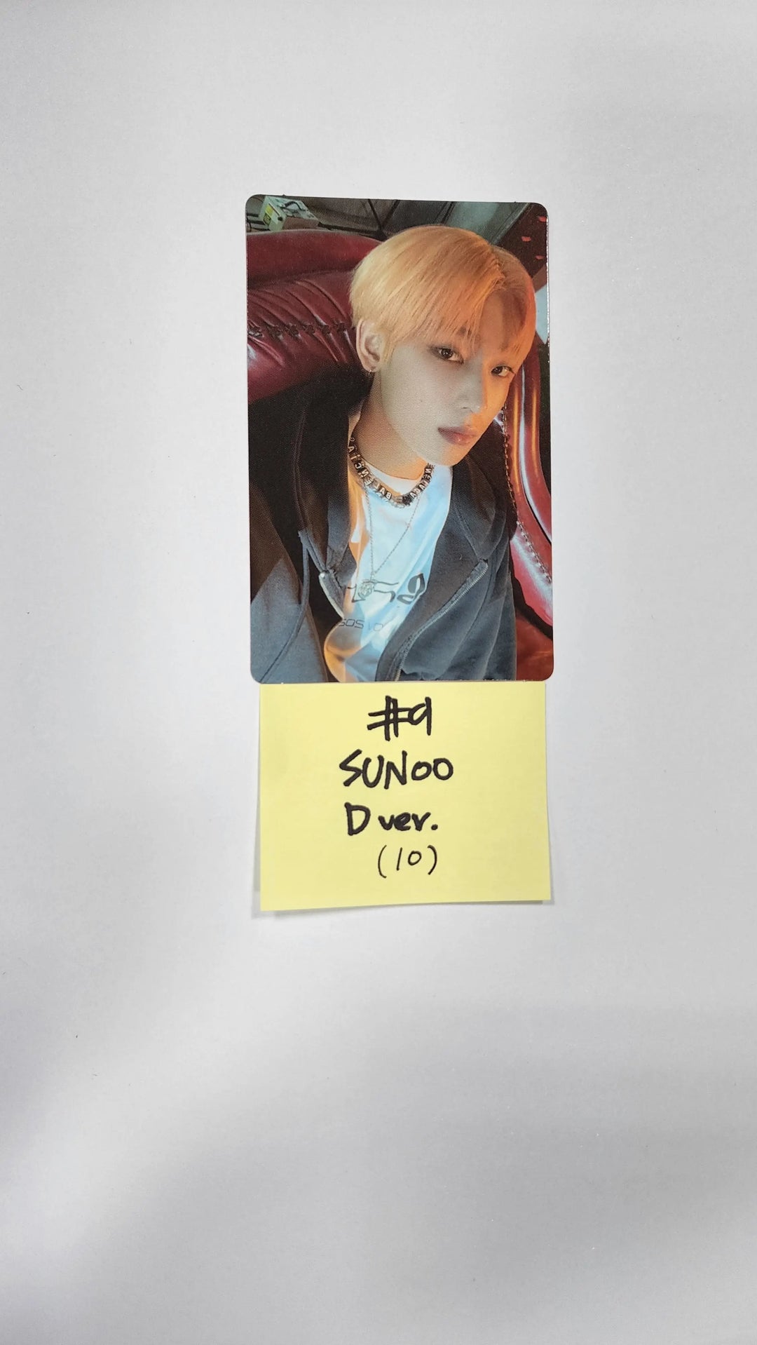 ENHYPEN "MANIFESTO : DAY 1" - Official Photocard [ENGENE D Ver.] - HALLYUSUPERSTORE