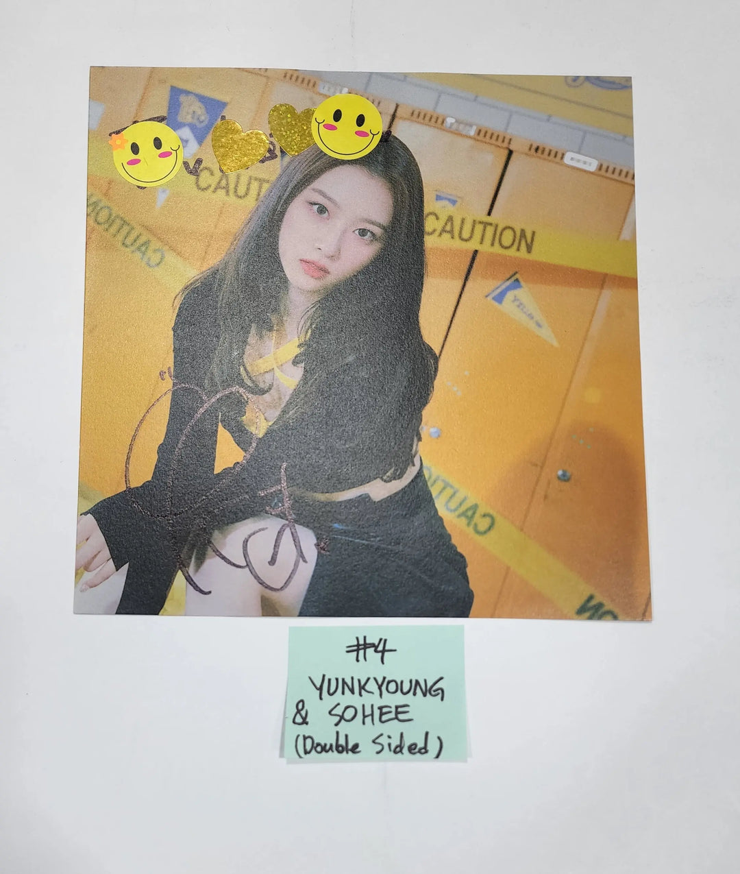 Rocket Punch - A Cut Page From Fansign Event Albums - HALLYUSUPERSTORE