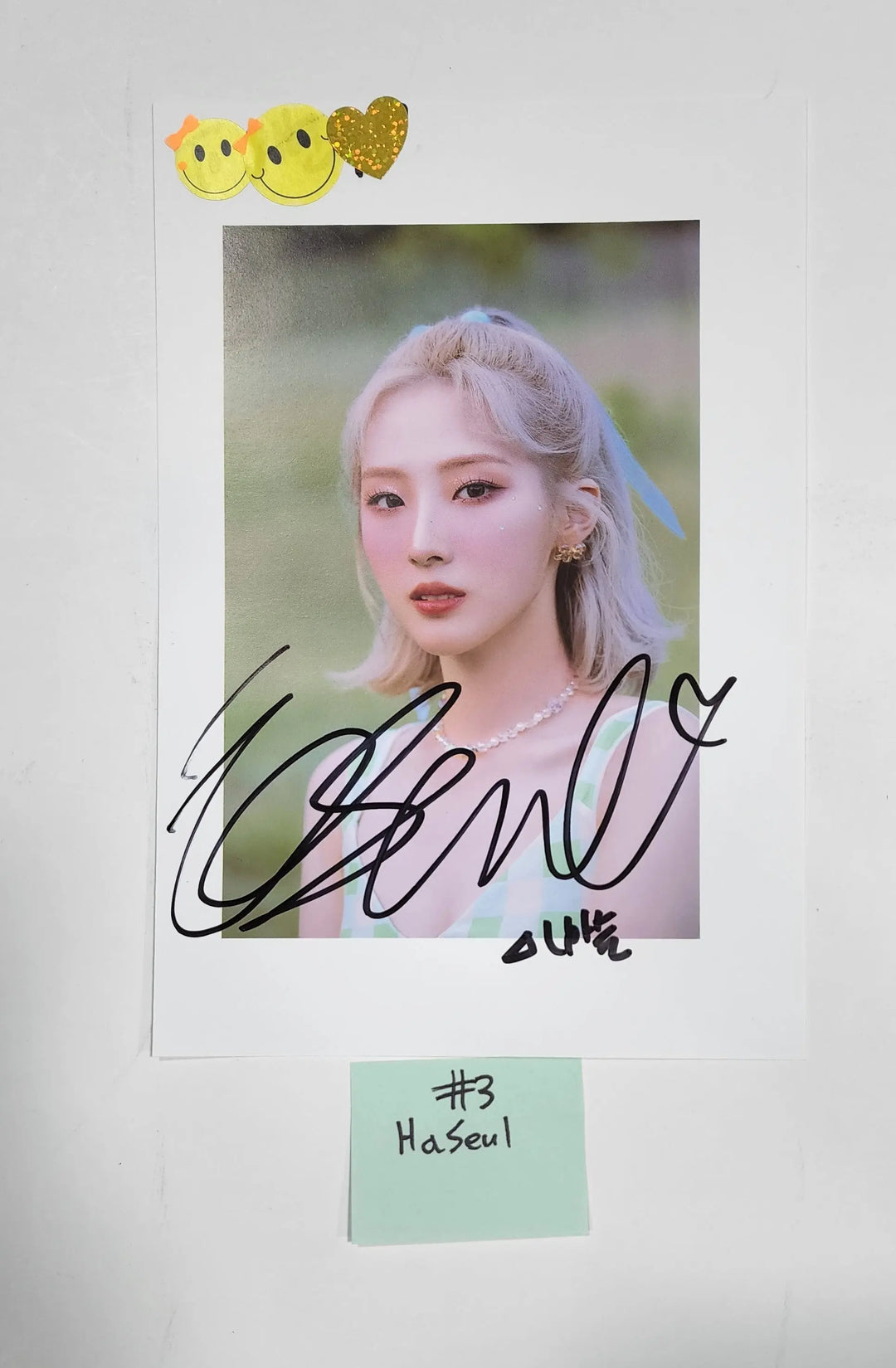Loona "Flip That" - A Cut Page From Fansign Event Albums - HALLYUSUPERSTORE