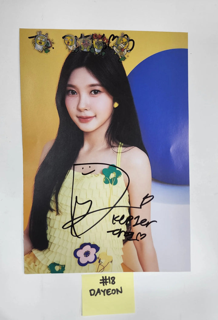 Kep1er - A Cut Page From Fansign Event Albums - HALLYUSUPERSTORE