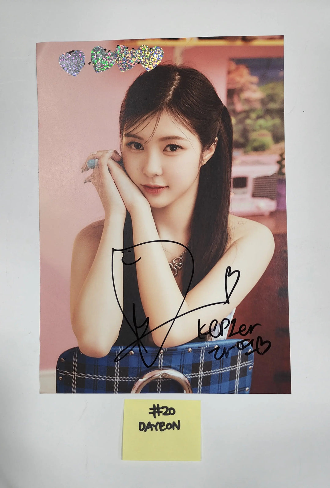 Kep1er - A Cut Page From Fansign Event Albums - HALLYUSUPERSTORE