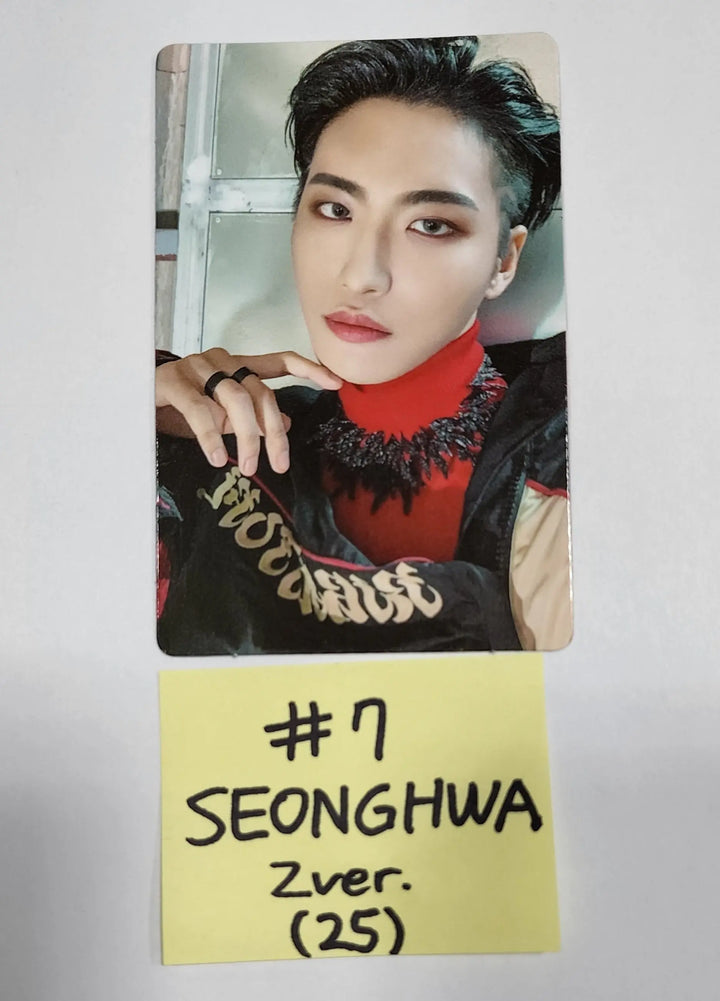 Ateez "The World Ep.1 - MOVEMENT" - Official Photocard (SeongHwa &amp; HongJoong) - HALLYUSUPERSTORE