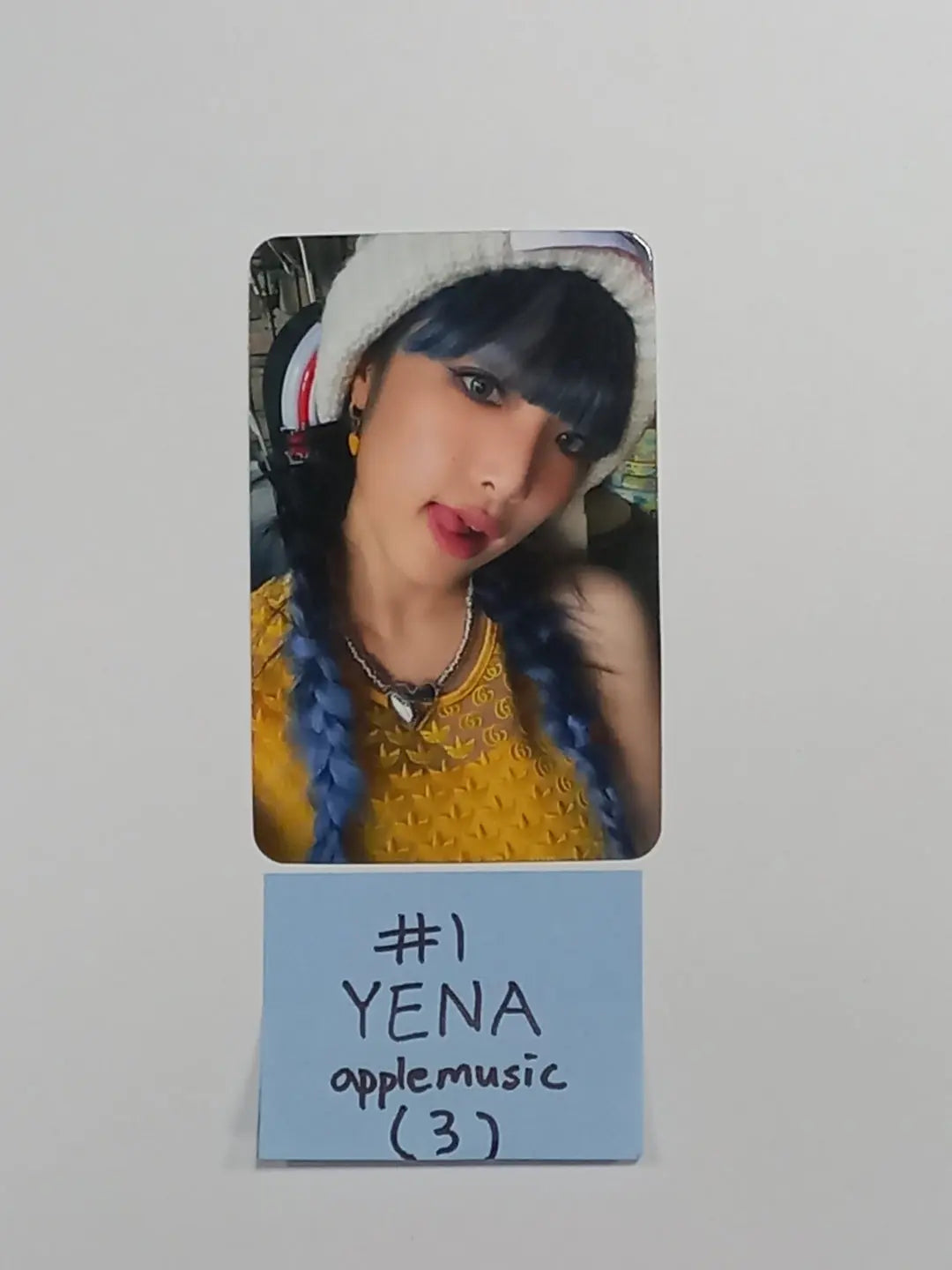 YENA - 2nd Mini "SMARTPHONE" - Apple Music Fansign Event Photocard - HALLYUSUPERSTORE