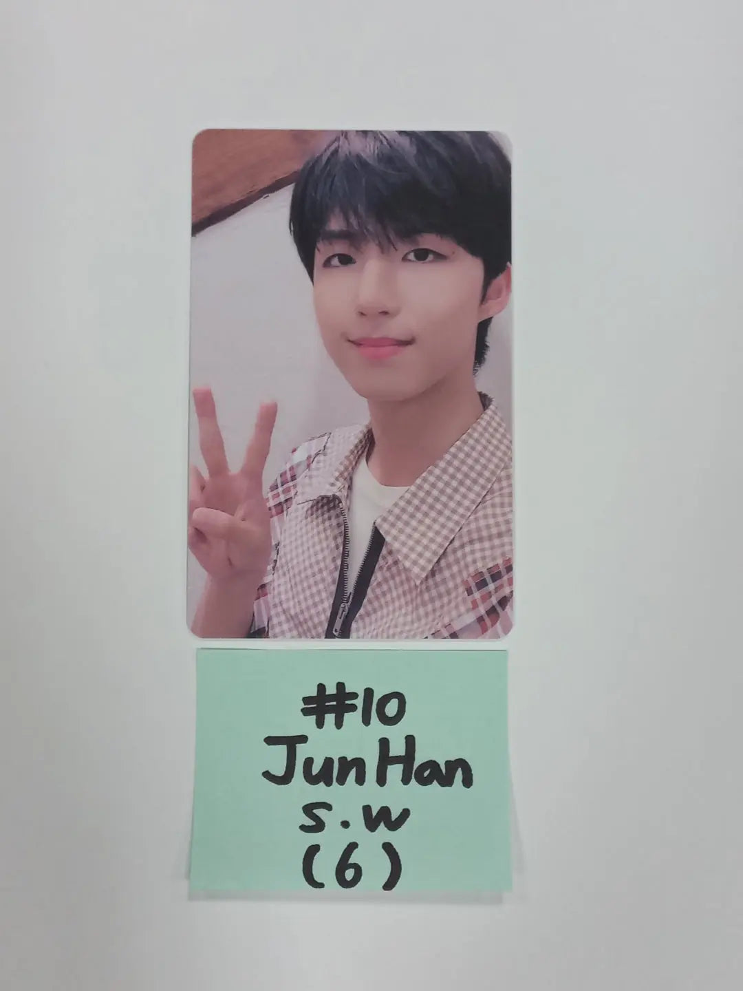 Xdinary Heroes "Hello, world!" - Soundwave Lucky Draw Event PVC Photocard - HALLYUSUPERSTORE