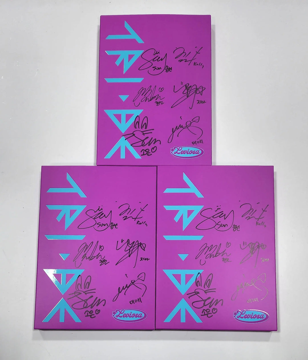 TRI.BE 'LEVIOSA' - Hand Autographed(Signed) Promo Album - HALLYUSUPERSTORE