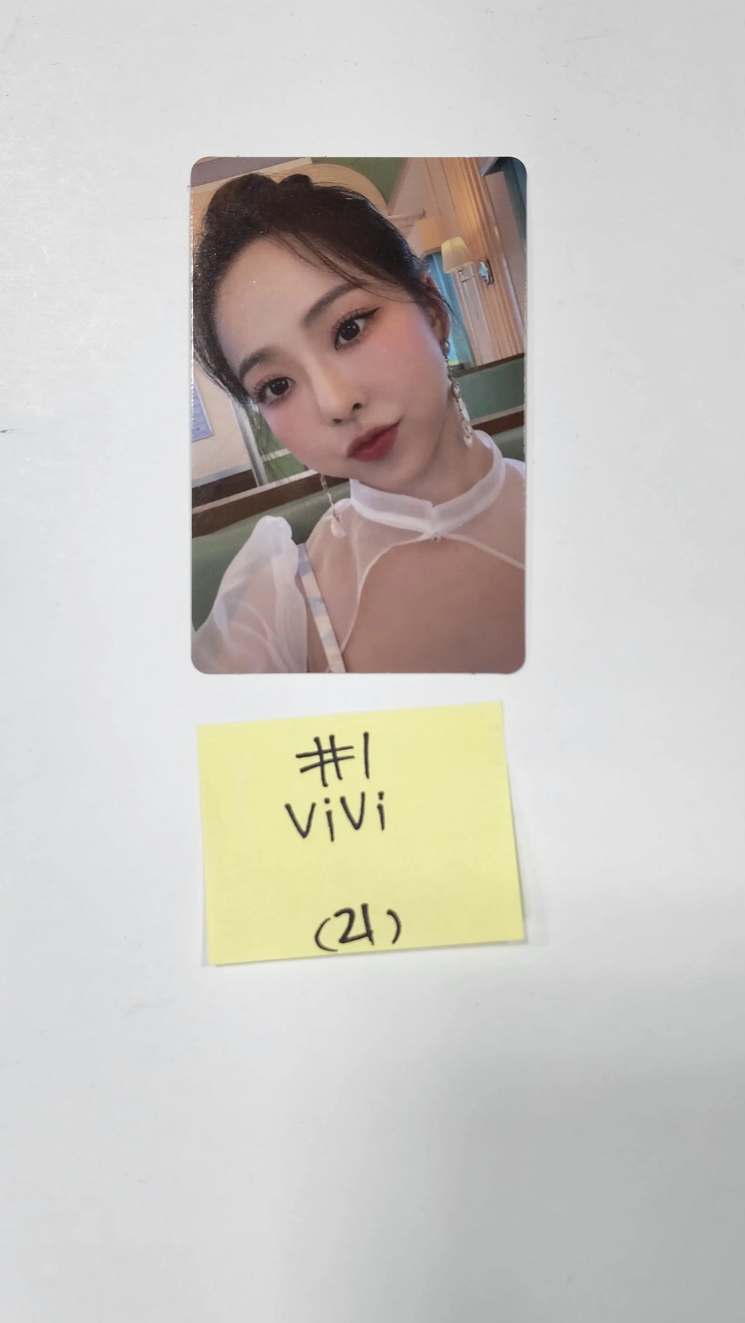 LOONA "Flip That" Summer Special Mini Album - Official Photocard [Vivi, Kimlip, Jinsoul, Choerry] - HALLYUSUPERSTORE