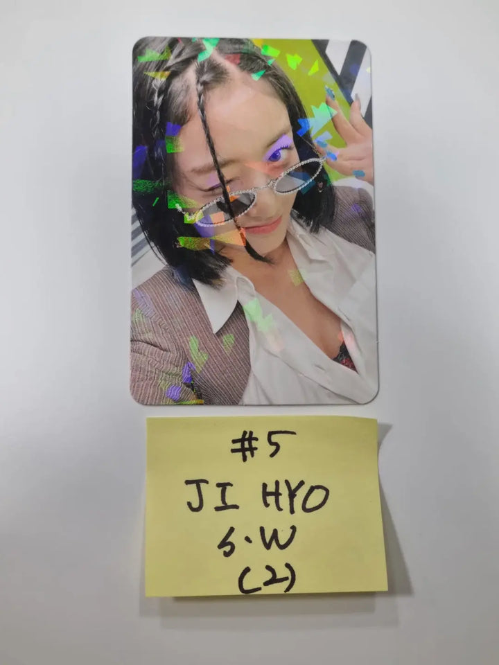 Twice "BETWEEN 1&amp;2" 11th Mini Album - Soundwave Fansign Event Hologram Photocard - HALLYUSUPERSTORE