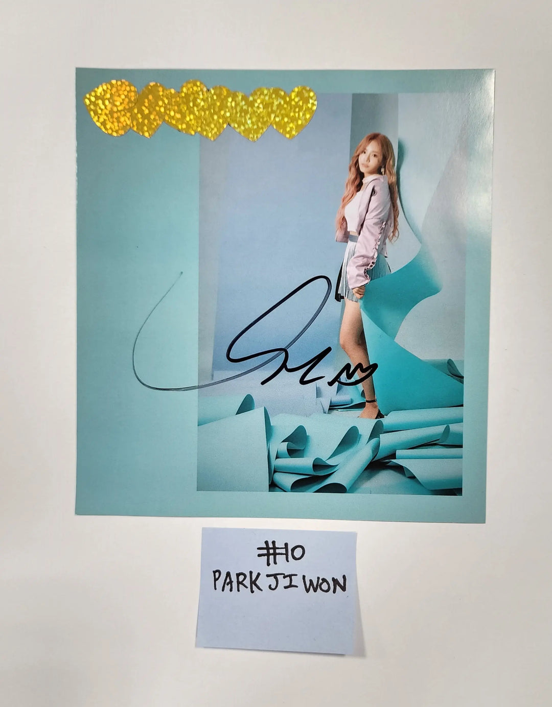 Fromis_9 "LOVE BOMB" - A Cut Page From Fansign Event Album - HALLYUSUPERSTORE