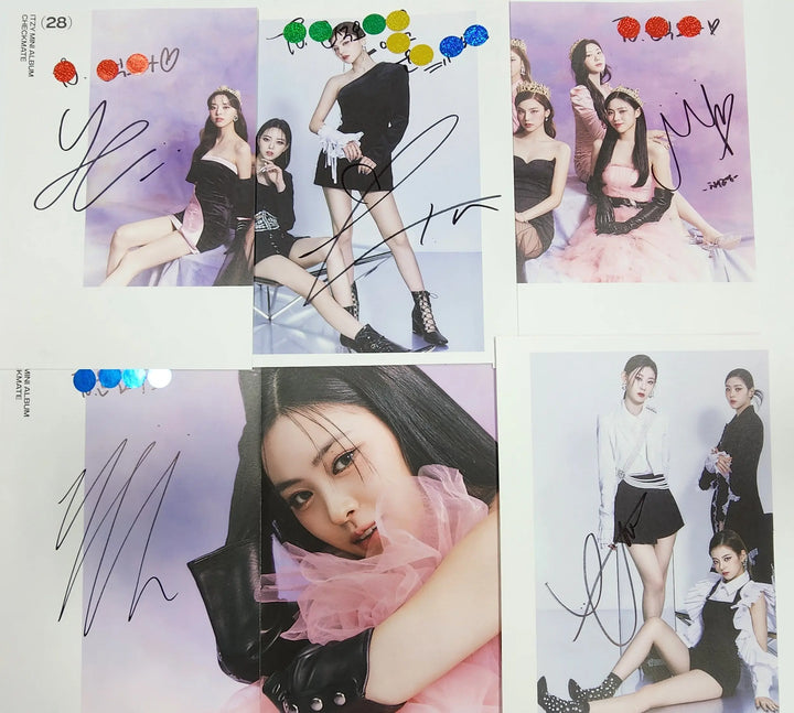 ITZY "CHECKMATE" - A Cut Page From Fansign Event Album - HALLYUSUPERSTORE