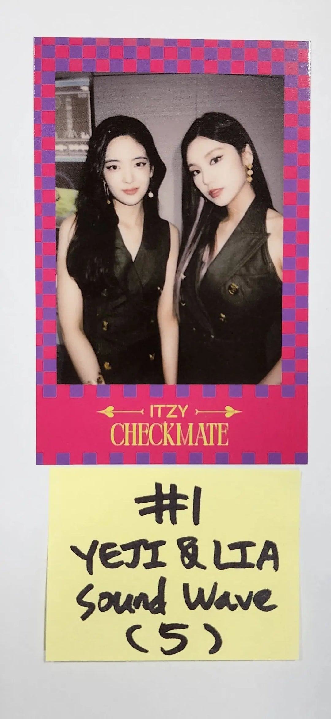 ITZY &