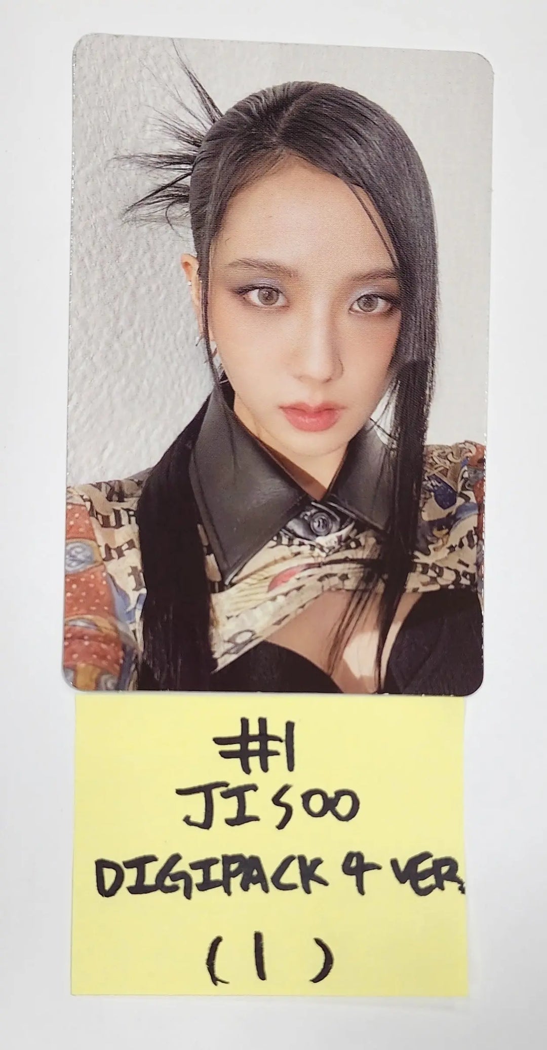BLACK PINK "Born Pink" - Official Photocard [Digipack Ver] - HALLYUSUPERSTORE