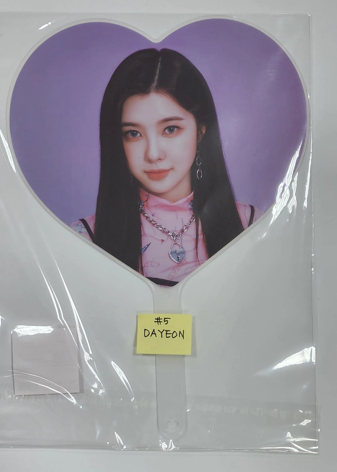 Kep1er "Kep1anet" - Official MD (Light Stick, Photocard Set, Photocard Binder, T-Shirt, Lanyard Set, Image Picket) - HALLYUSUPERSTORE