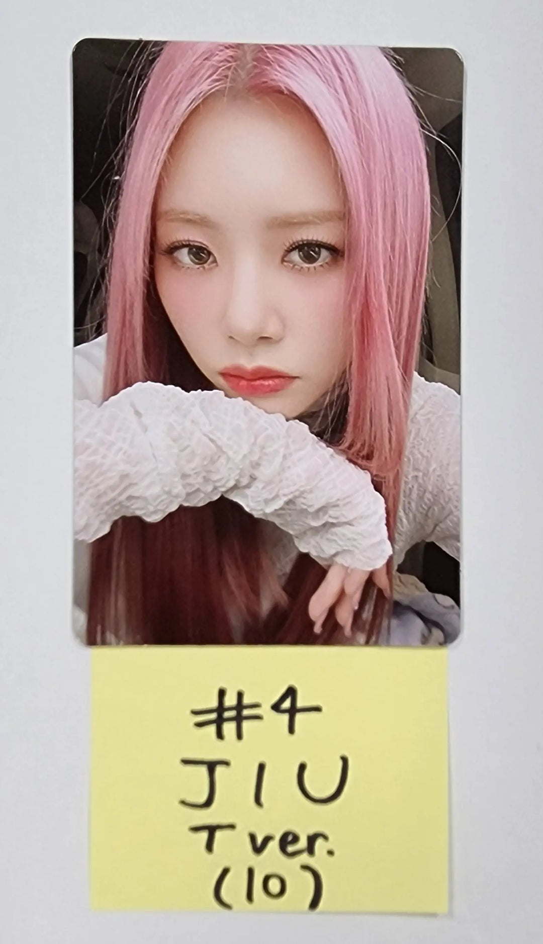 Dreamcatcher "Apocalypse : Follow us" - Official Photocard, 4 cut photo [T ver.] (Limited edition) - HALLYUSUPERSTORE