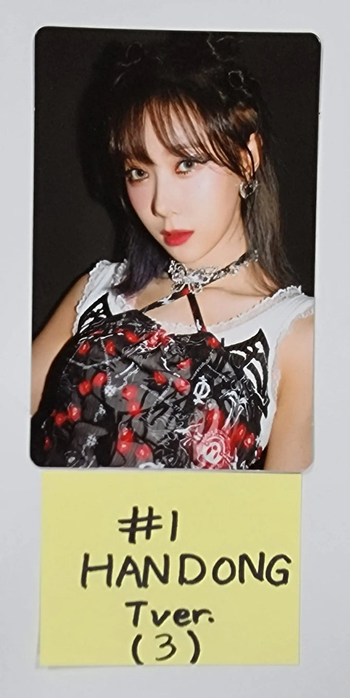 Dreamcatcher "Apocalypse : Follow us" - Official Photocard, 4 cut photo [T ver.] (Limited edition) - HALLYUSUPERSTORE