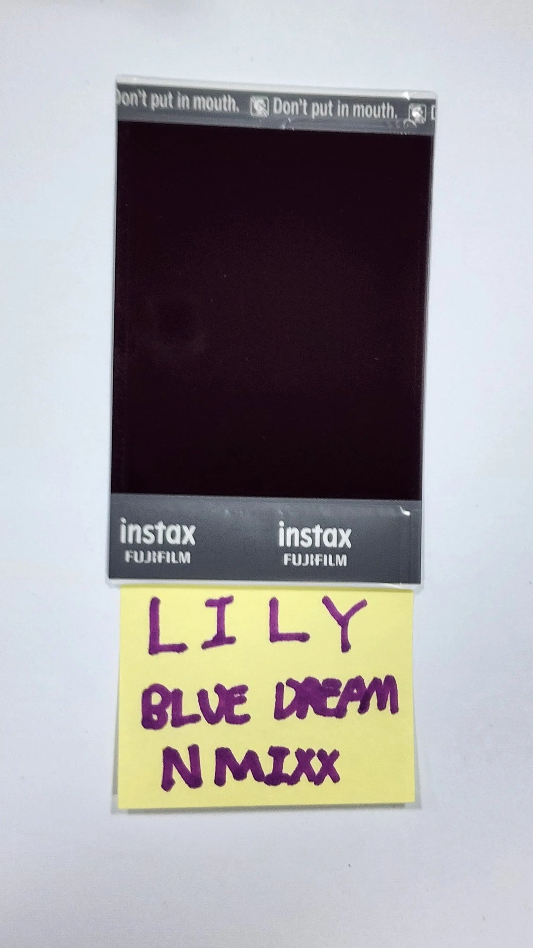 LILY (of NMIXX) &