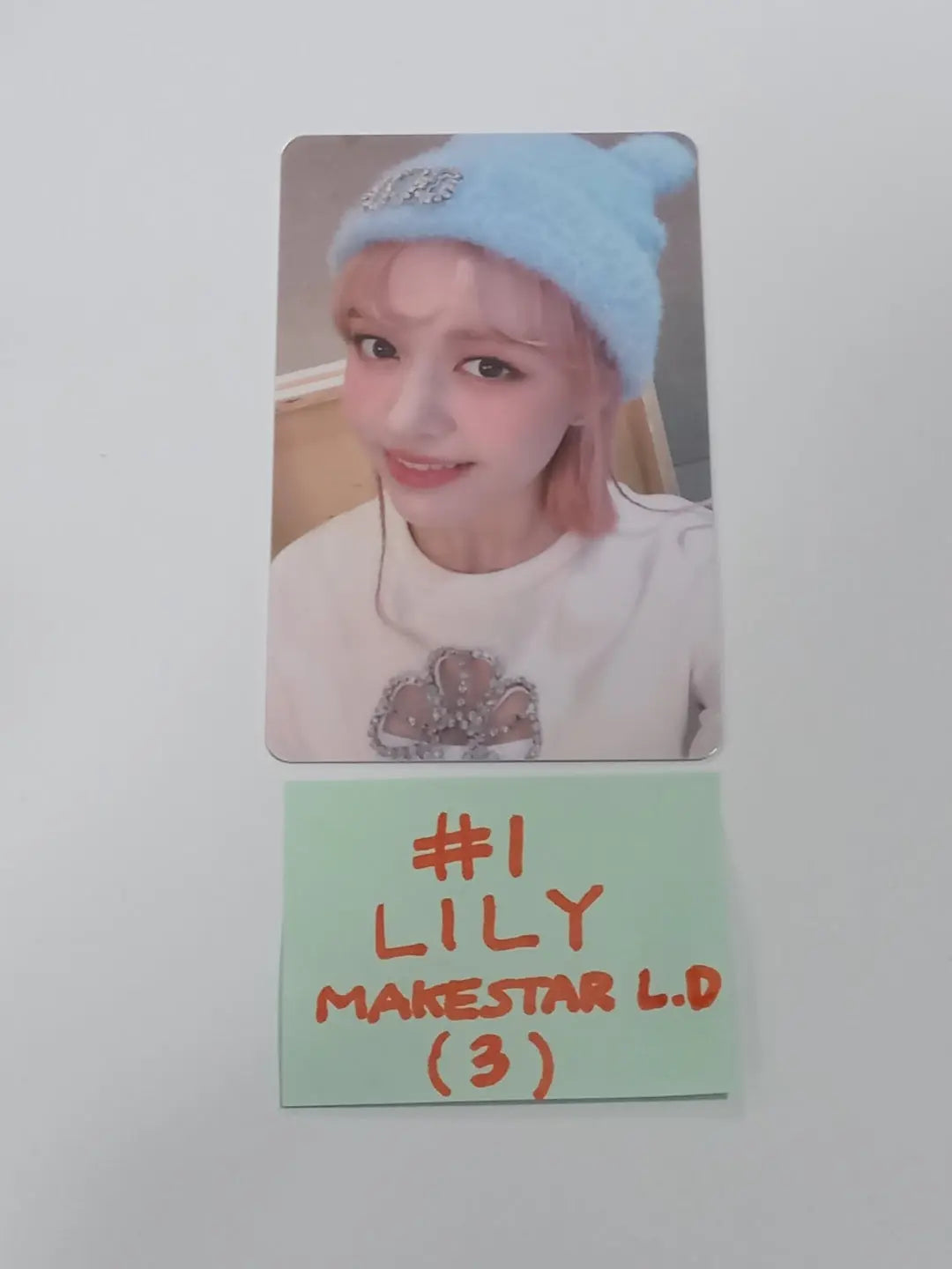 NMIXX 2nd Album "ENTWURF" - Funky Glitter Christmas Makestar Lucky Draw Event PVC Photocard Round 2 - HALLYUSUPERSTORE