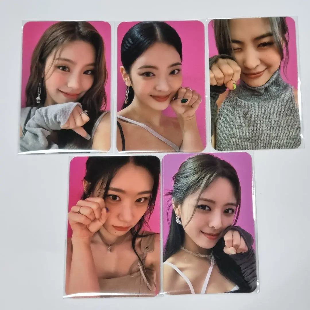 ITZY 'CHESHIRE' - Yes24 Pre-Order Benefit Photocard - HALLYUSUPERSTORE
