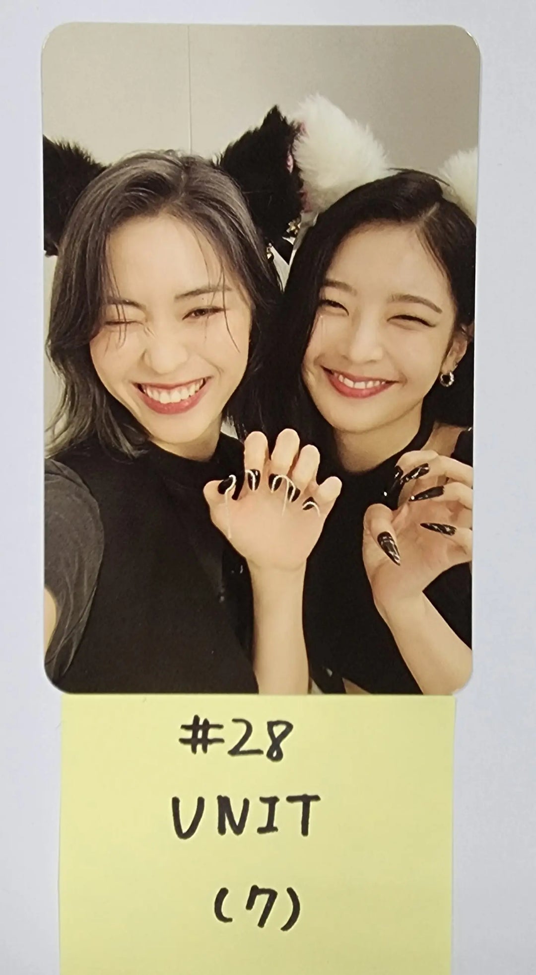 ITZY &