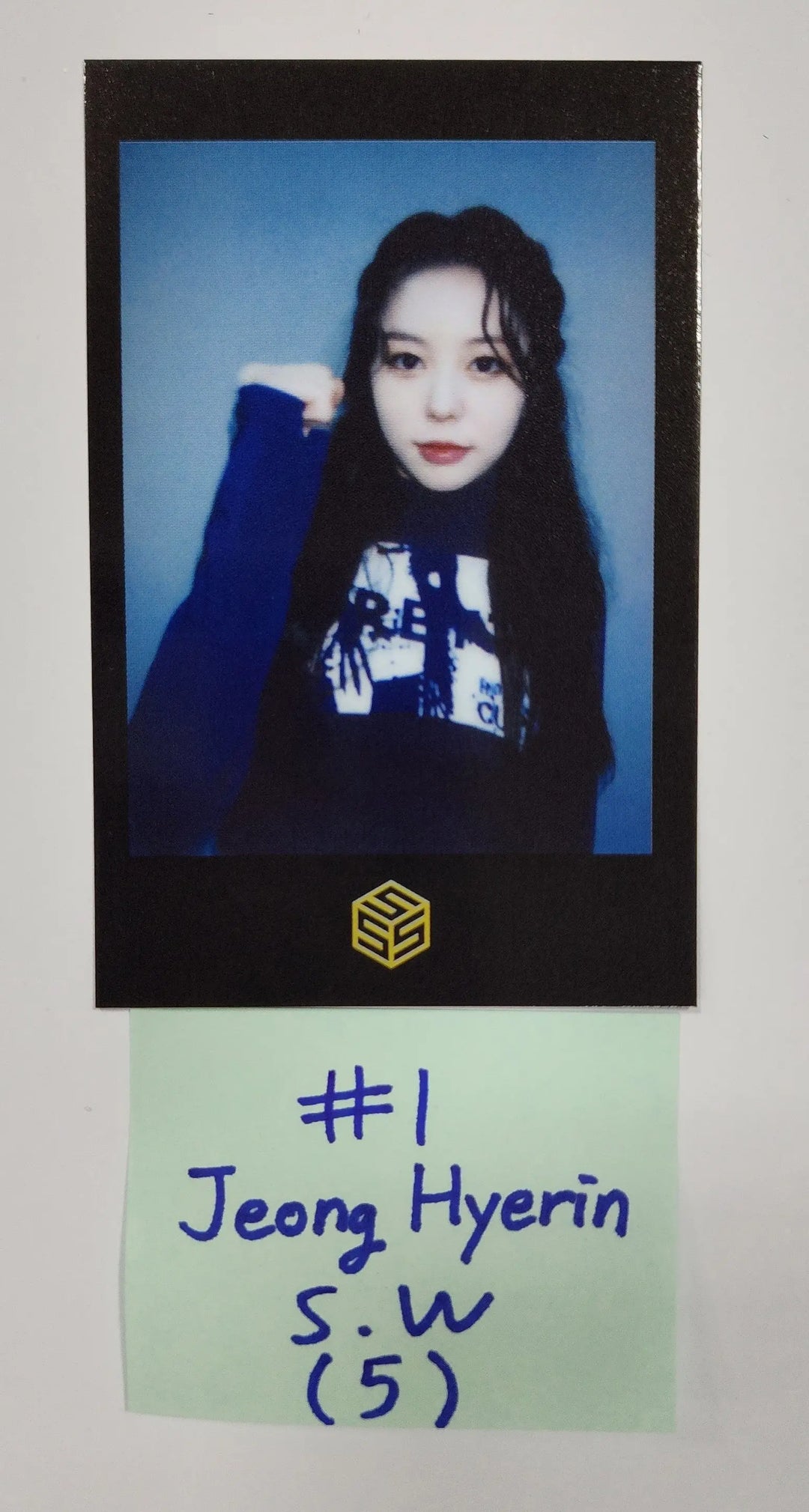 TripleS "Acid Angel from Asia" - Soundwave Fansign Event Polaroid Type Photocard - HALLYUSUPERSTORE