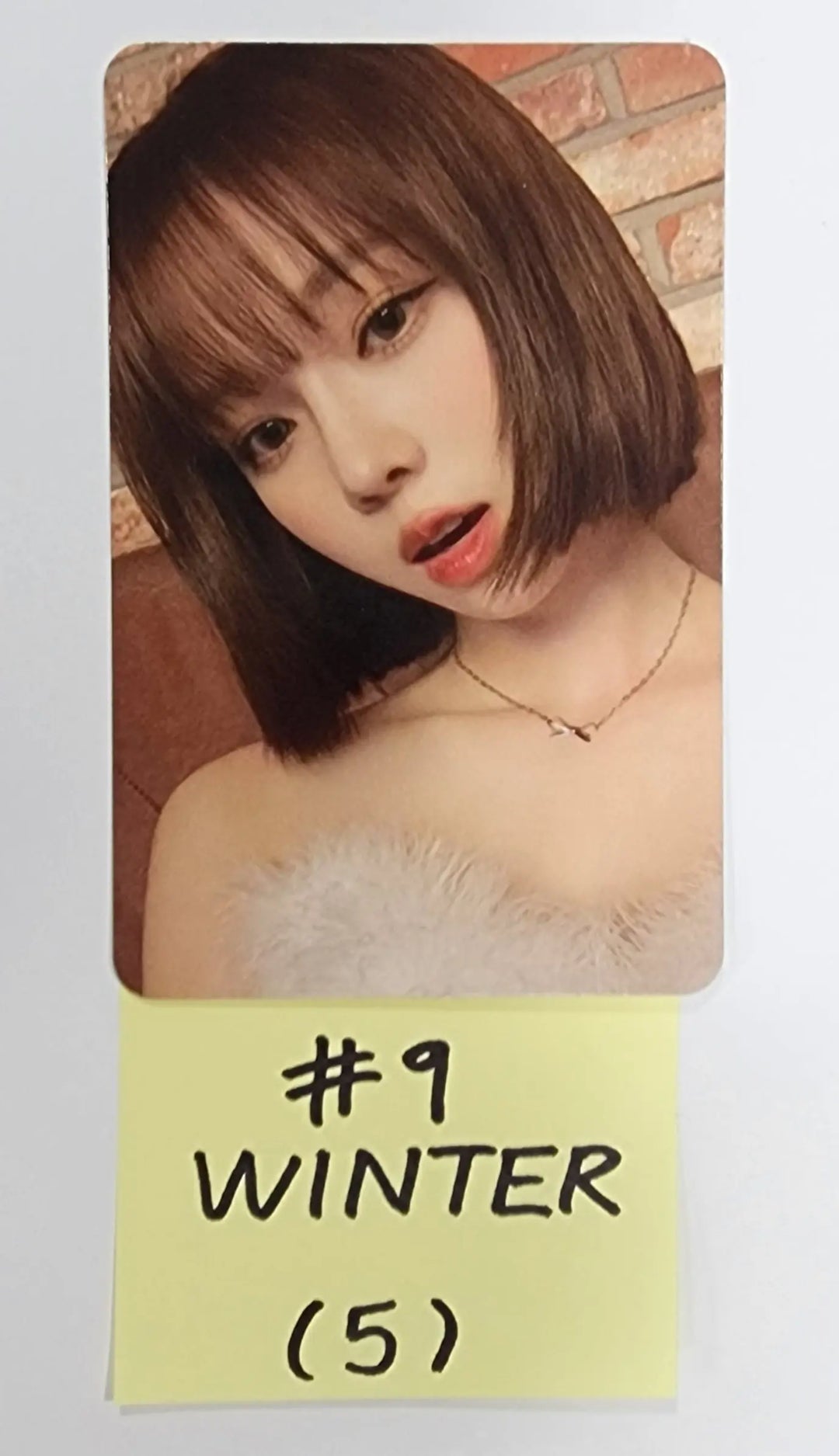 Aespa "2022 Pink Christmas" - Smtown &amp; Store Random Pack Photocard (Restocked 2/23) - HALLYUSUPERSTORE