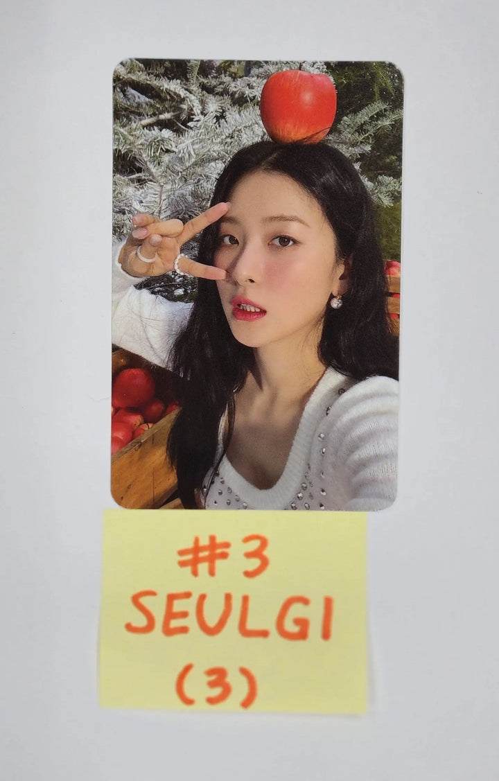 Redvelvet  "2022 Winter SMTOWN : SMCU PALACE" - Official Photocard [Membership Card Ver.] (Restocked 1/5) - HALLYUSUPERSTORE