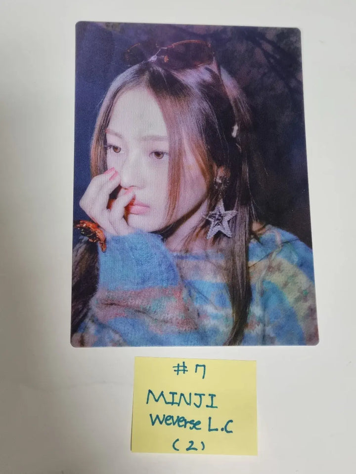 New Jeans ‘OMG’ - Weverse Pre-Order Benefit Photocard, Lenticular Photo (Restocked 1/9) - HALLYUSUPERSTORE
