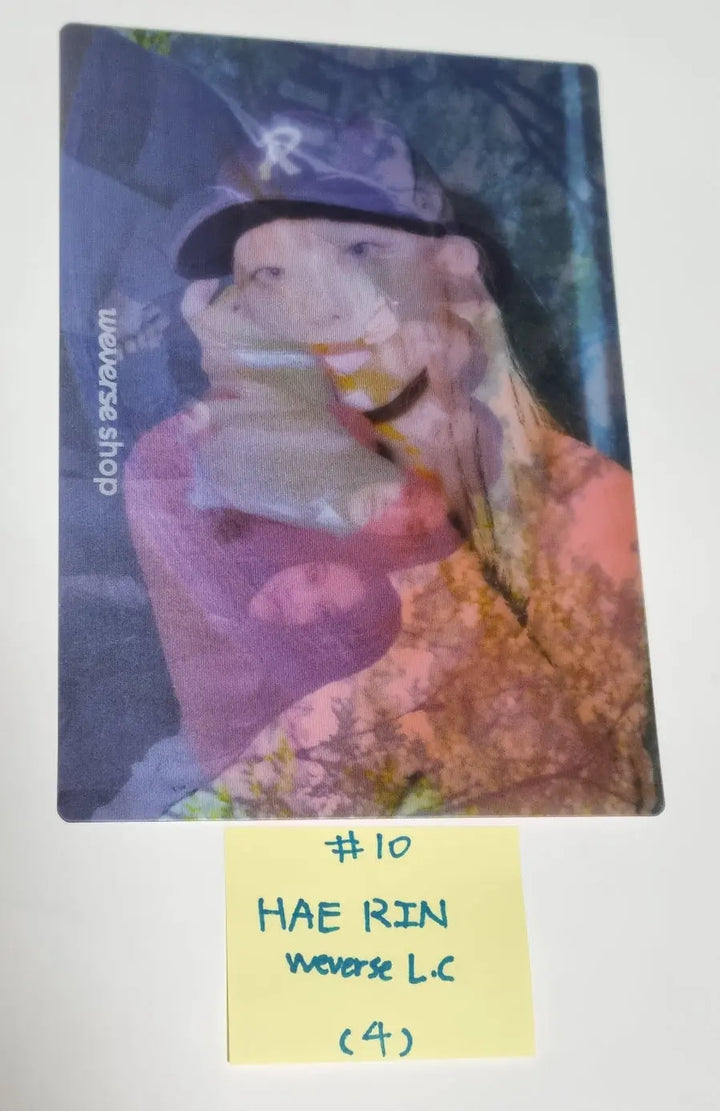 New Jeans ‘OMG’ - Weverse Pre-Order Benefit Photocard, Lenticular Photo (Restocked 1/9) - HALLYUSUPERSTORE