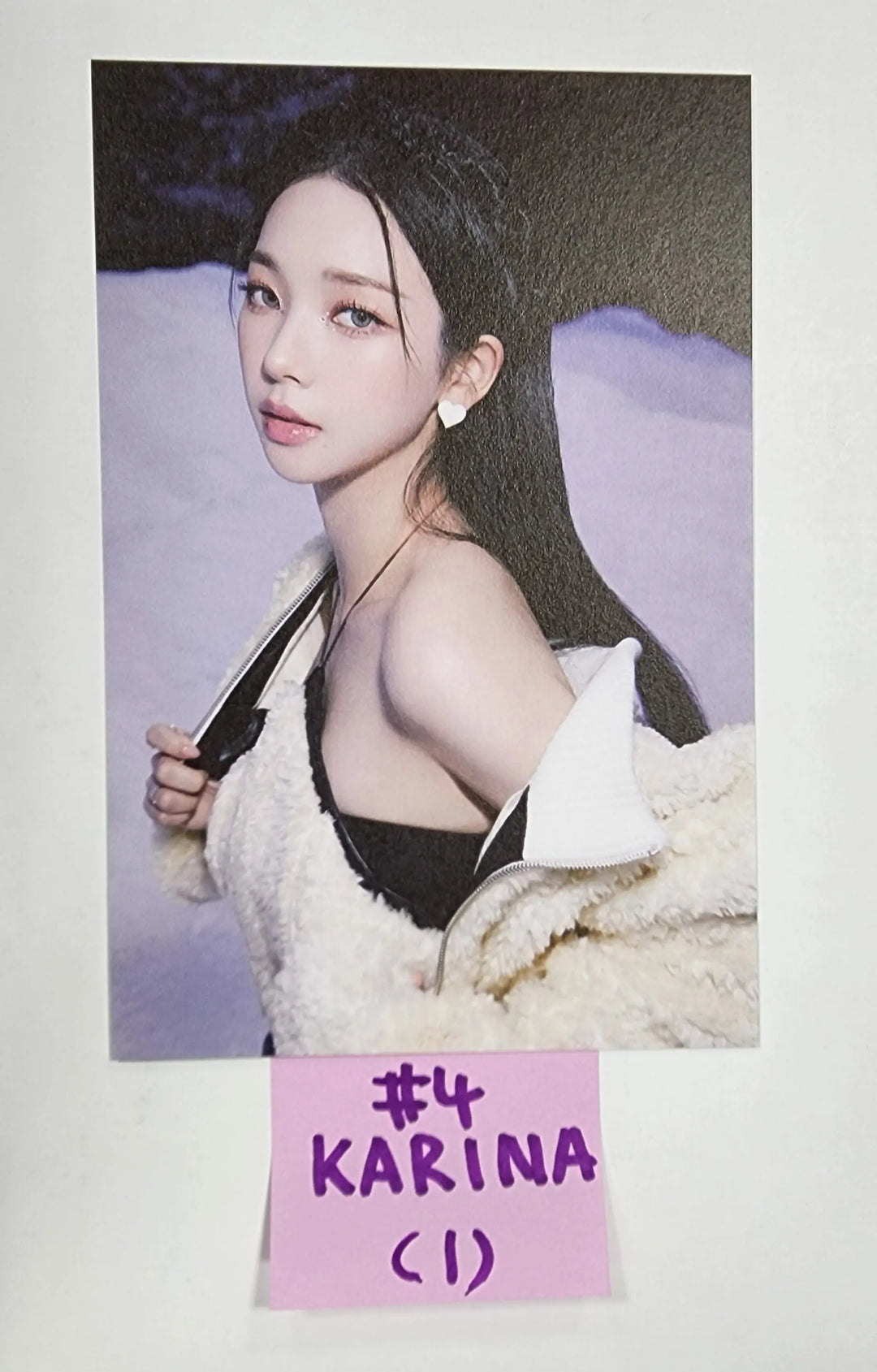 Aespa "2022 Winter SMTOWN : SMCU PALACE" - Official Photocard [Photo Book Ver.] (Updated 1/19) - HALLYUSUPERSTORE