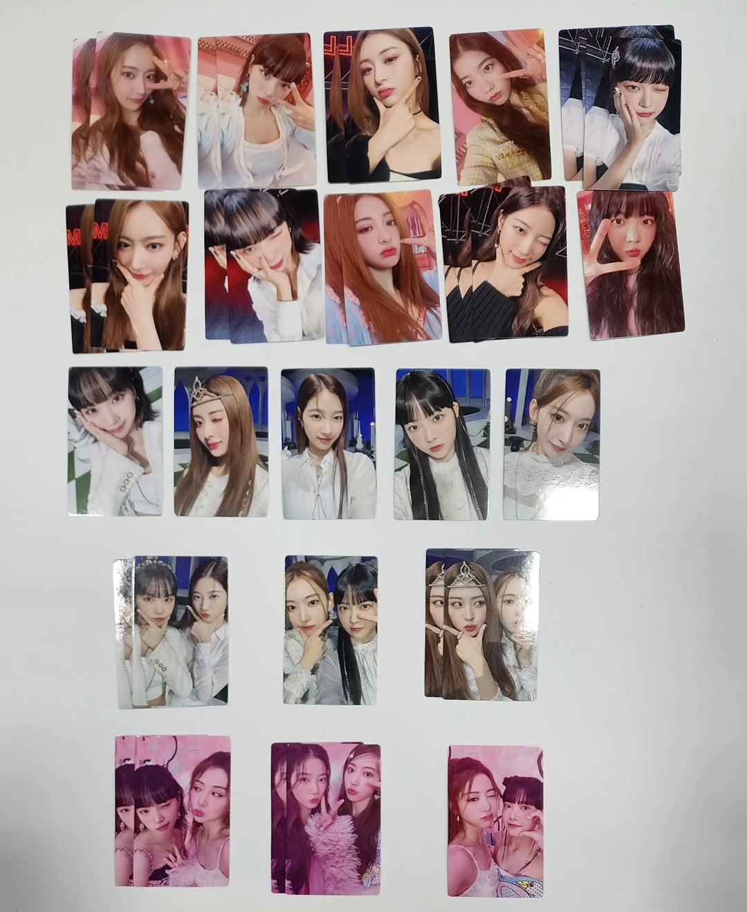 Lesserafim "FEARLESS" Japan 1st Single - Official Photocard [Standard Ver, Limited A,B Ver, Solo Jacket Ver] - HALLYUSUPERSTORE