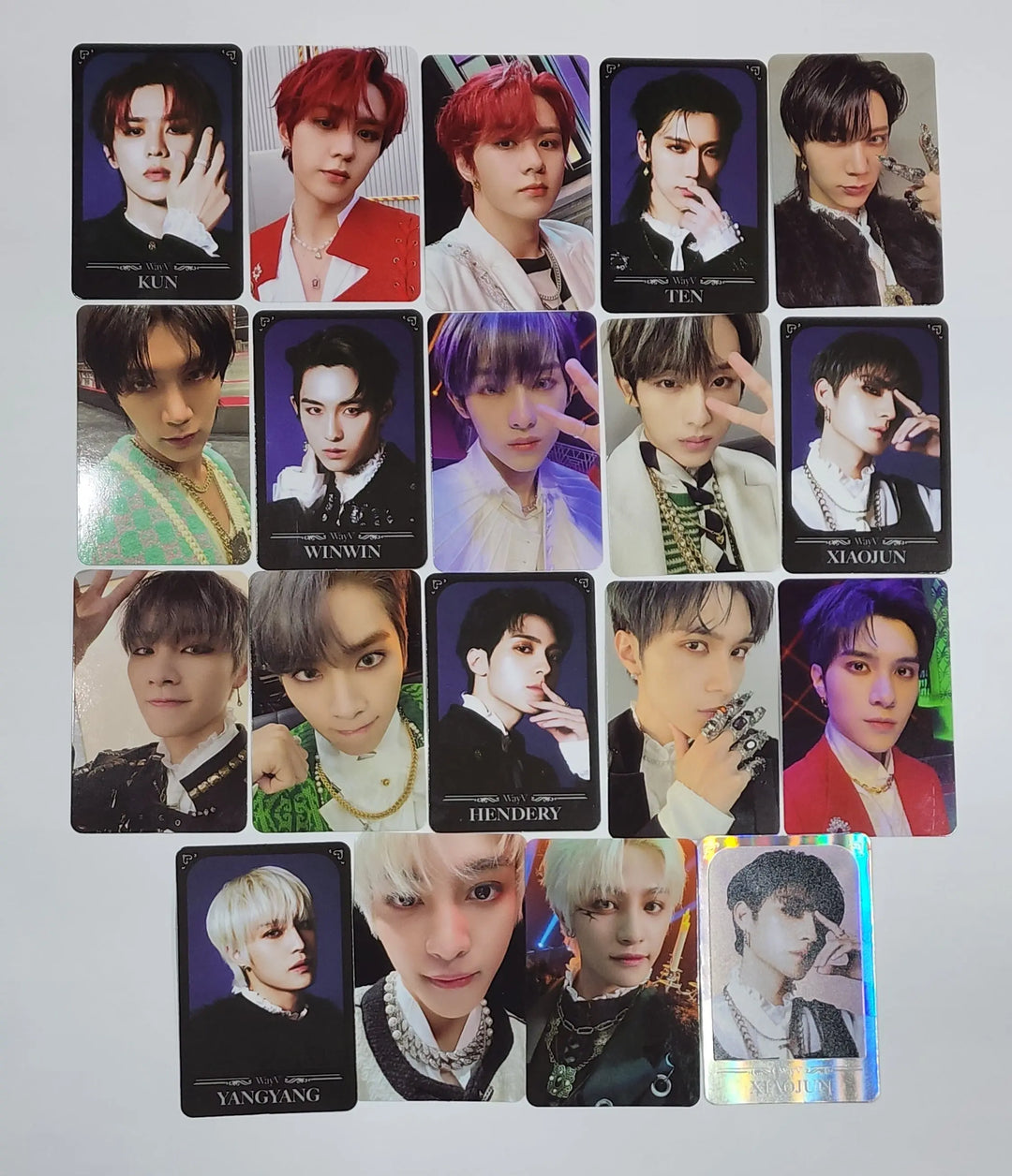 WayV "PHANTOM" - Random Trading Photocard [A ver] - HALLYUSUPERSTORE