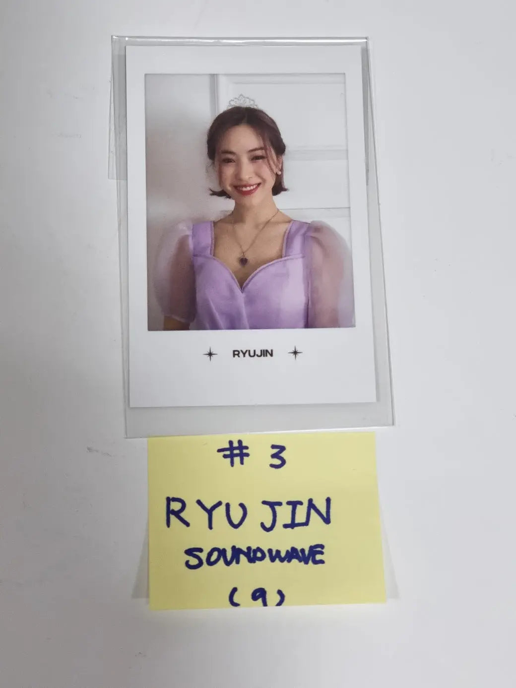 ITZY "Wonder World" The 2nd Fan Meeting - Soundwave Event Polaroid Type Photocard - HALLYUSUPERSTORE