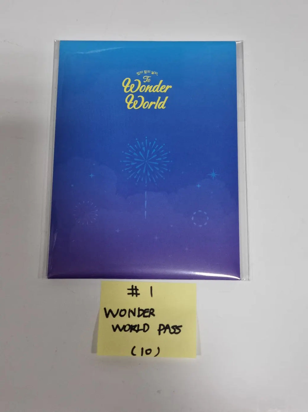 ITZY "Wonder World" The 2nd Fan Meeting - Official MD [Wonder World Pass, Trading Photocard, Photocard Holder, Acrylic Kit, 4 Cut Photo Sticker, Photo Slogan] - HALLYUSUPERSTORE