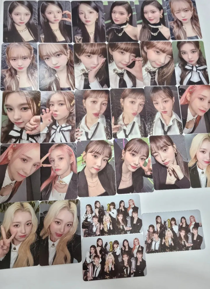 Kep1er "Debut 1st Anniversary" - Official MD [Random Photocard] [Updated 2/13] - HALLYUSUPERSTORE