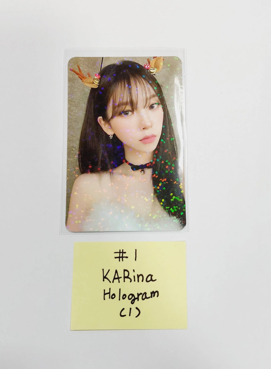 Aespa "2022 Pink Christmas" - Smtown &amp; Store Random Pack Hologram Photocard - HALLYUSUPERSTORE