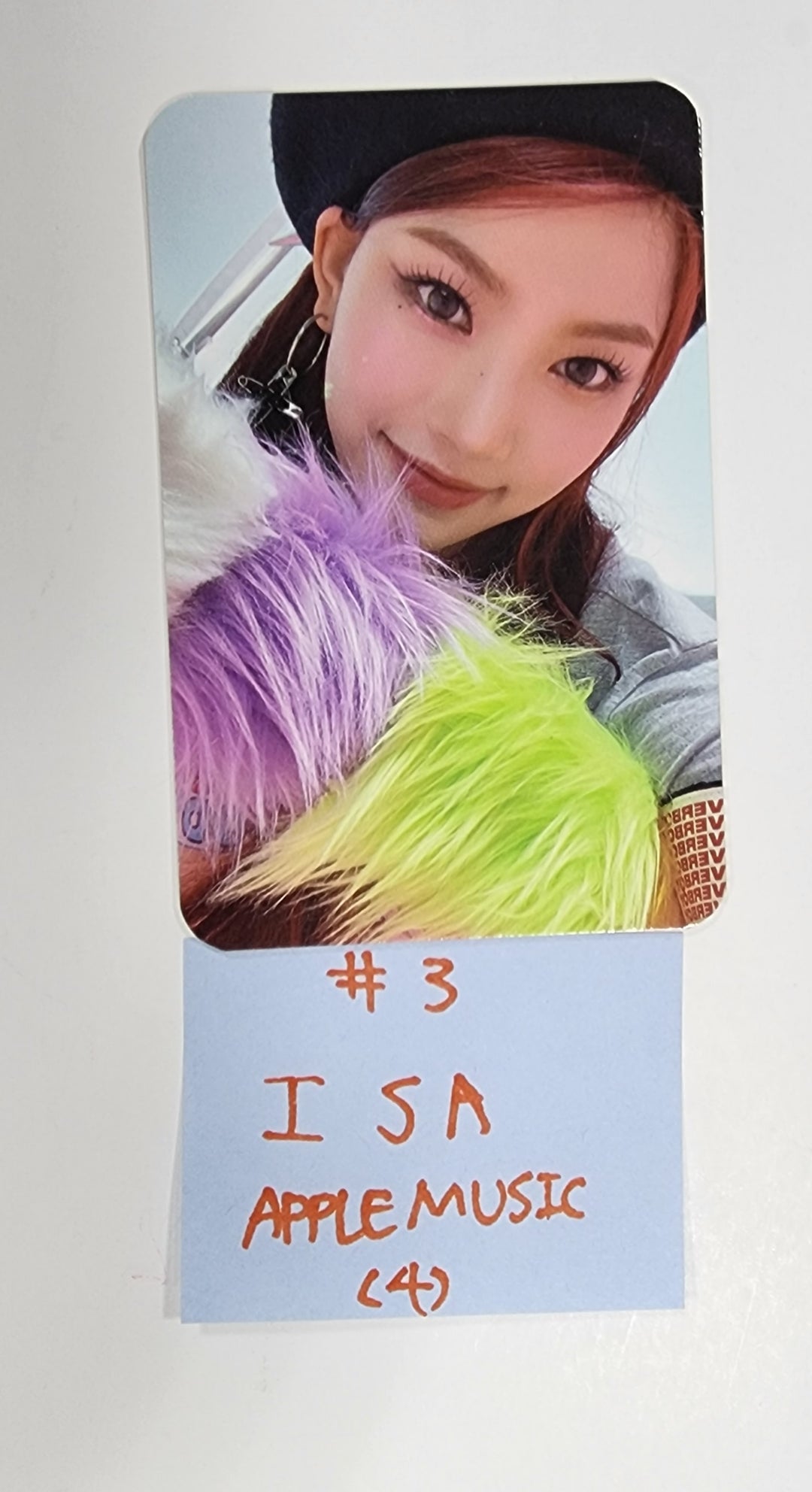 StayC "Teddy Bear" - Apple Music Fansign Event Photocard - HALLYUSUPERSTORE