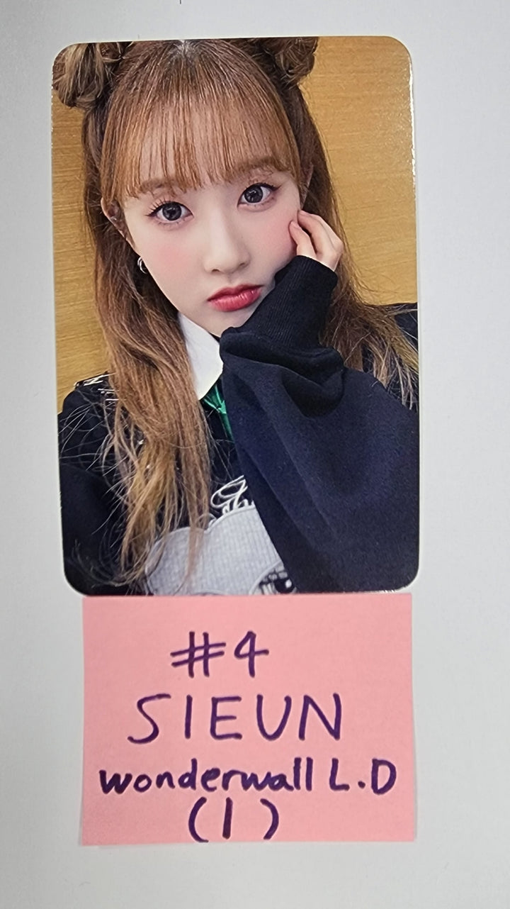 StayC "Teddy Bear" - Wonderwall Lucky Draw Event Photocard [Digipack Ver.] - HALLYUSUPERSTORE