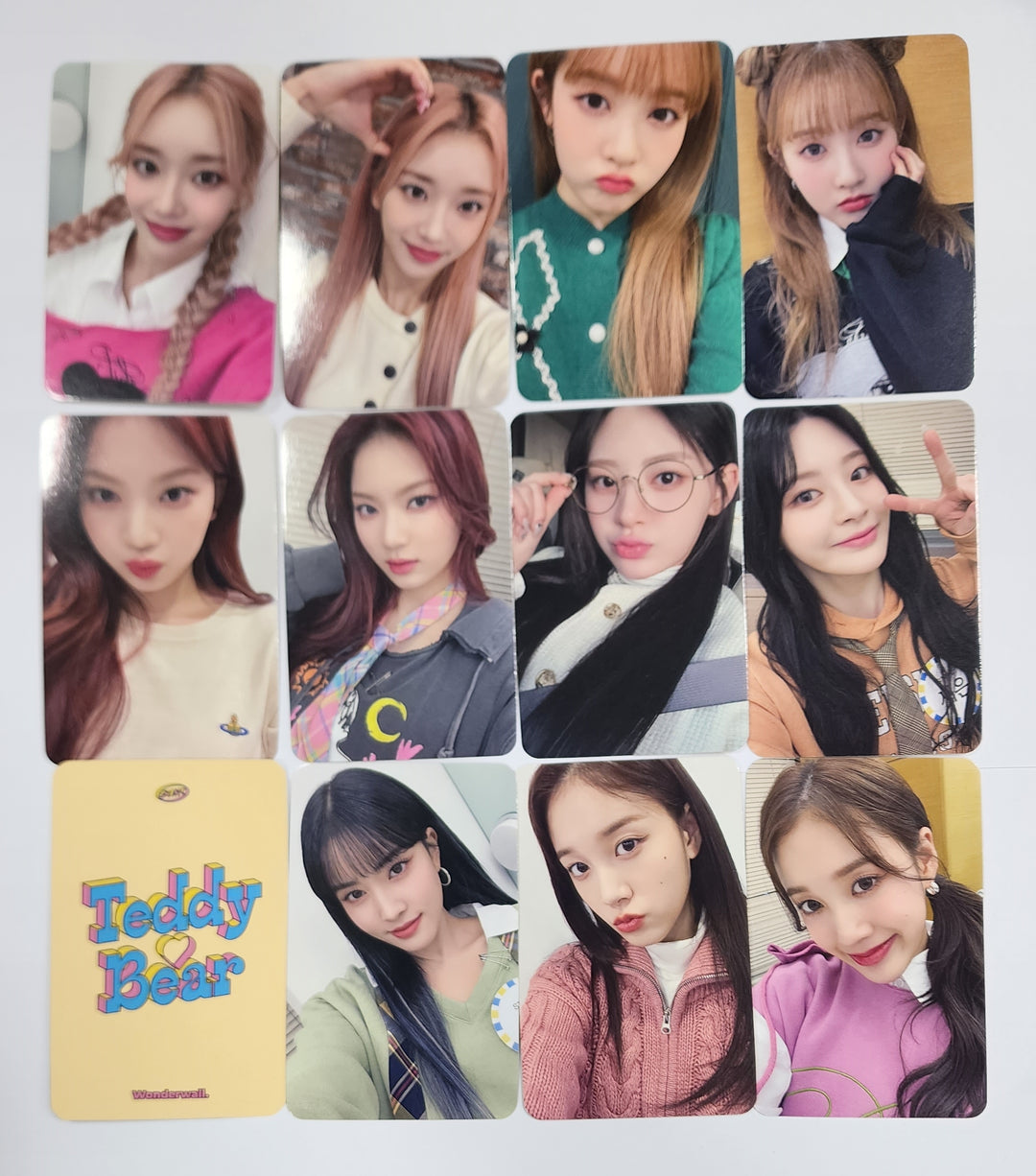 StayC "Teddy Bear" - Wonderwall Lucky Draw Event Photocard [Digipack Ver.] - HALLYUSUPERSTORE