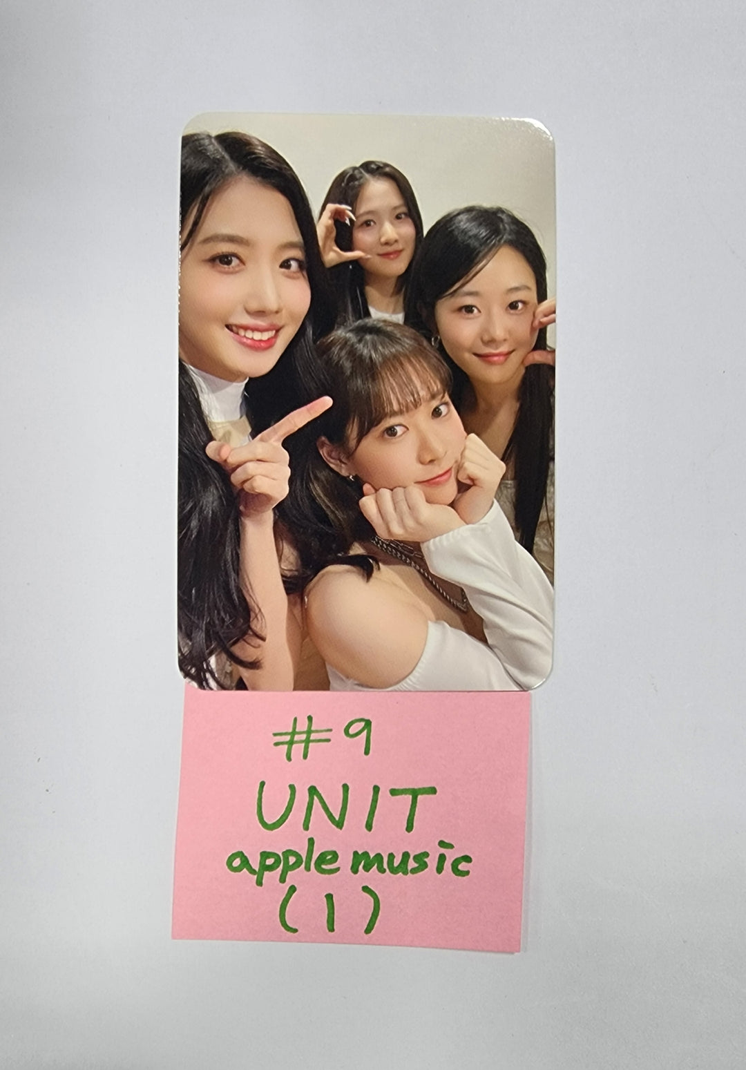 Cherry Bullet &