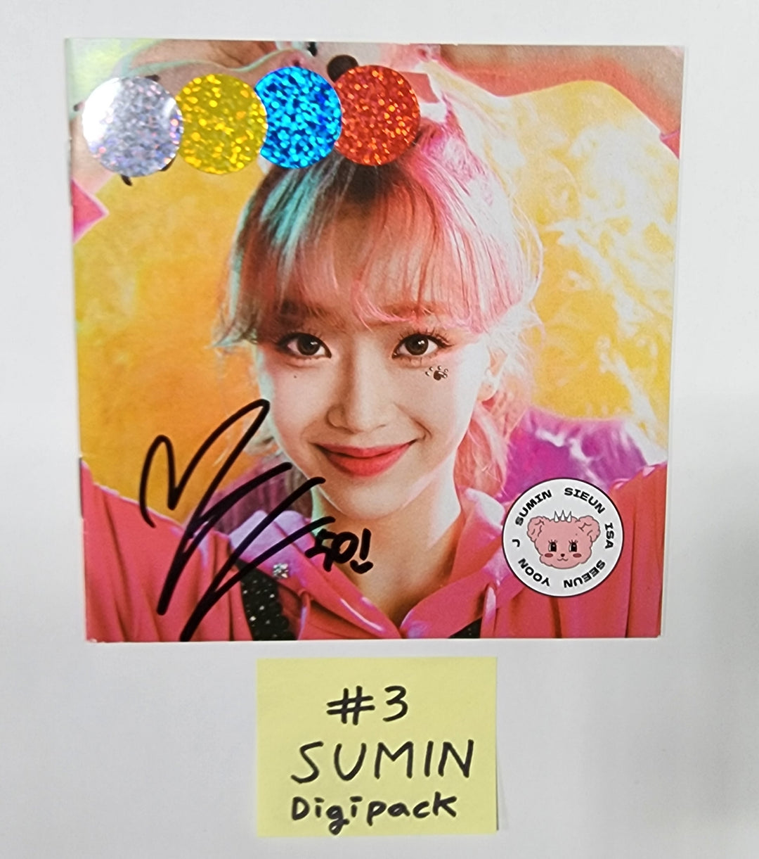 Sumin (Of StayC) "Teddy Bear" - A Cut Page From Fansign Event Album - HALLYUSUPERSTORE