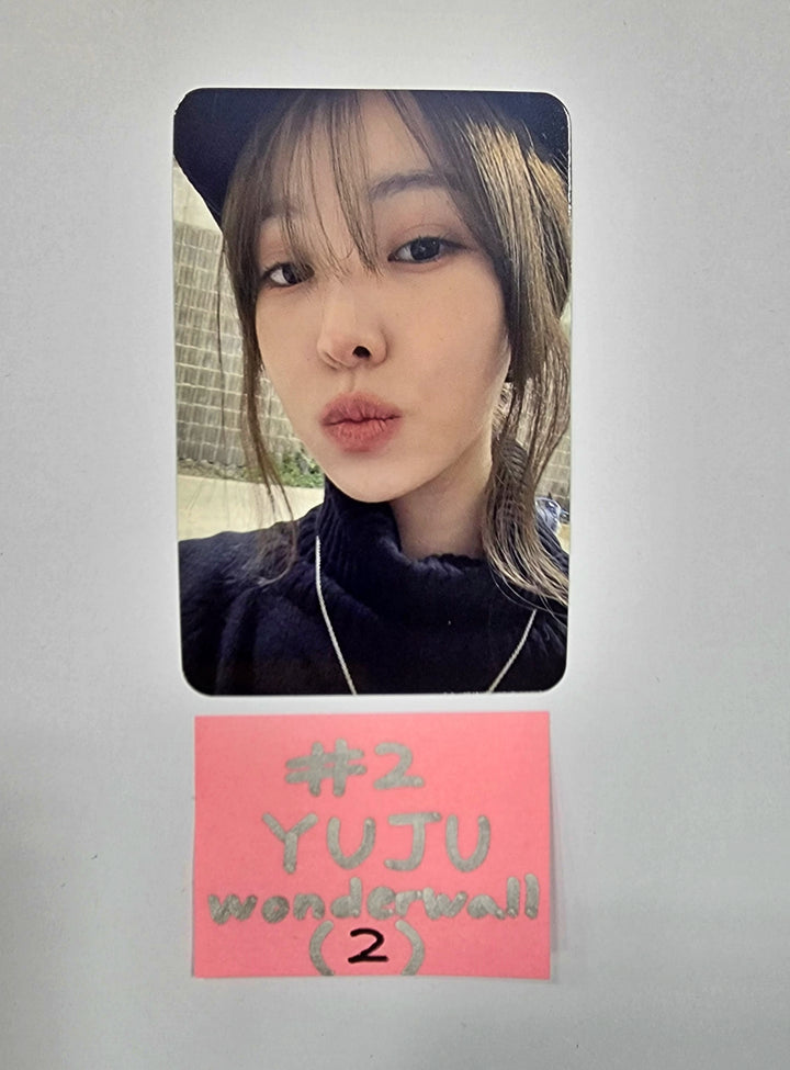 YUJU (Of GFRIEND) "O" - Wonderwall Fansign Event Photocard - HALLYUSUPERSTORE