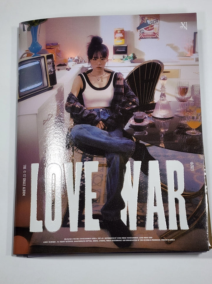 YENA "Love War" - Hand Autographed(Signed) Album [3/28] - HALLYUSUPERSTORE