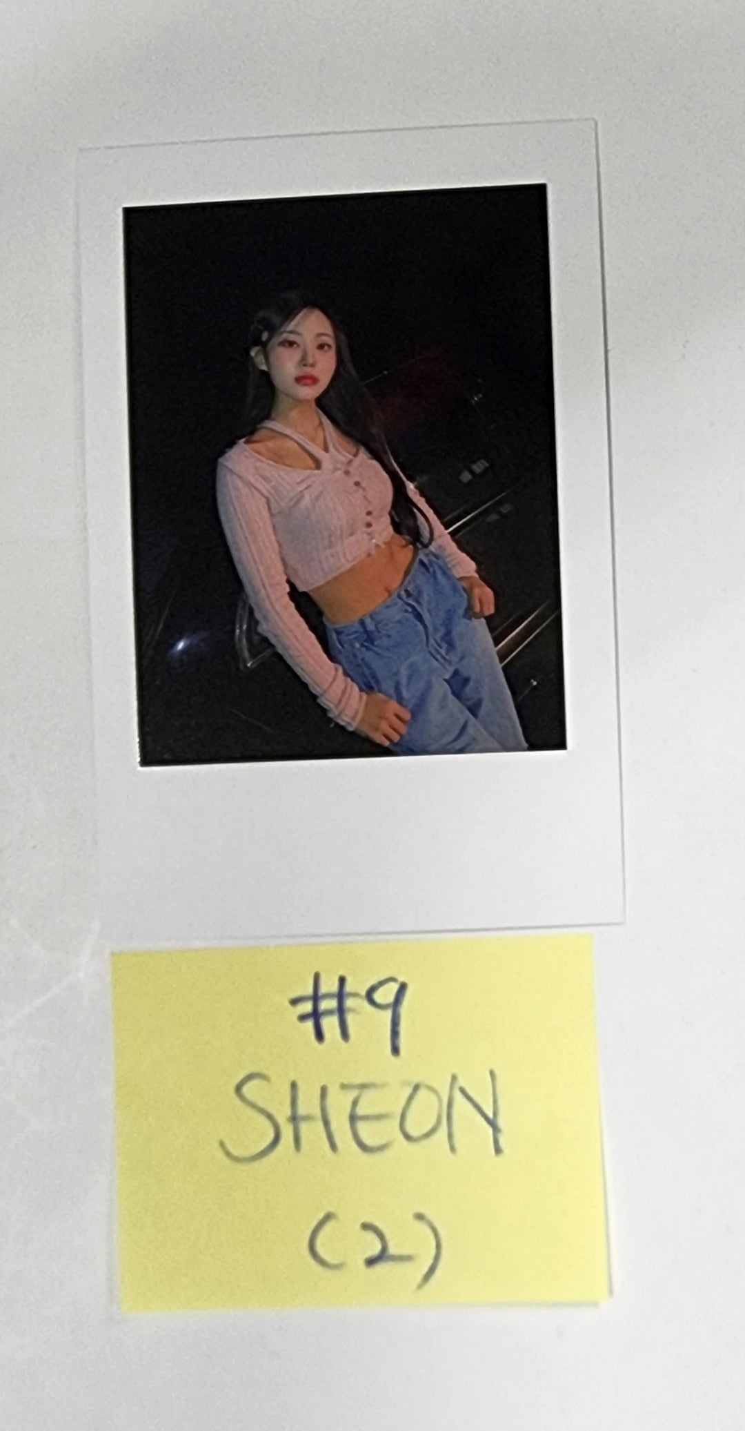 Billlie "the Billage of perception: chapter three" Mini 4th - Official Photocard (2) - HALLYUSUPERSTORE