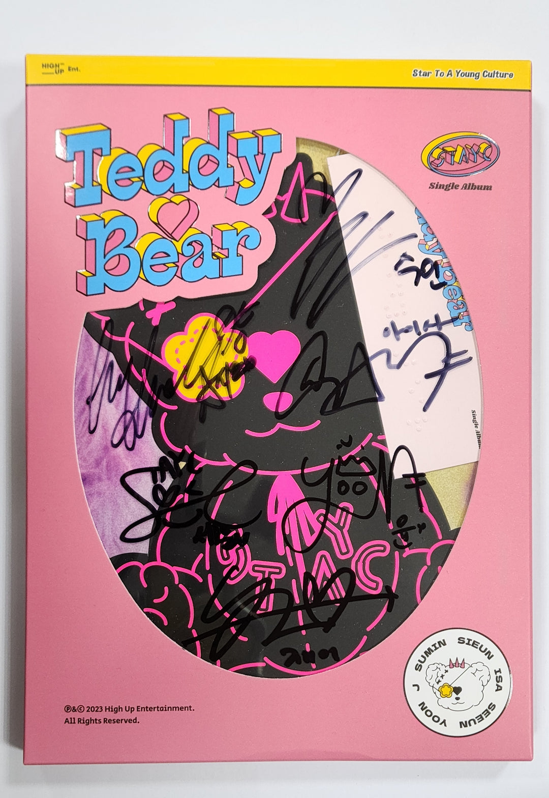 STAYC "Teddy Bear" - Hand Autographed(Signed) Album - HALLYUSUPERSTORE