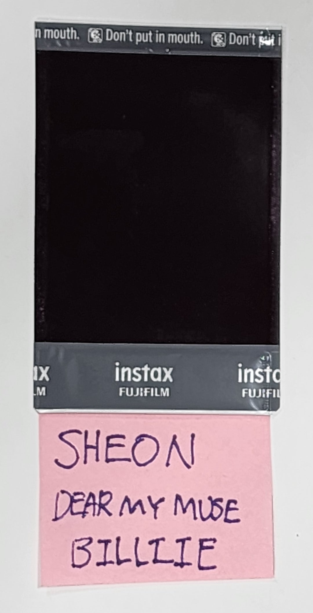 Sheon (of billlie) - Hand Autographed(Signed) Polaroid - HALLYUSUPERSTORE