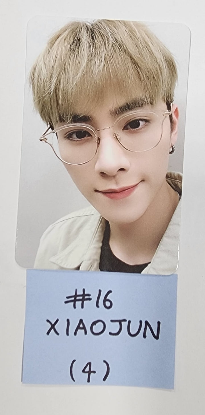 NCT "CCOMAZ" - Trading Photocard [Red Ver + Blue Ver] - HALLYUSUPERSTORE