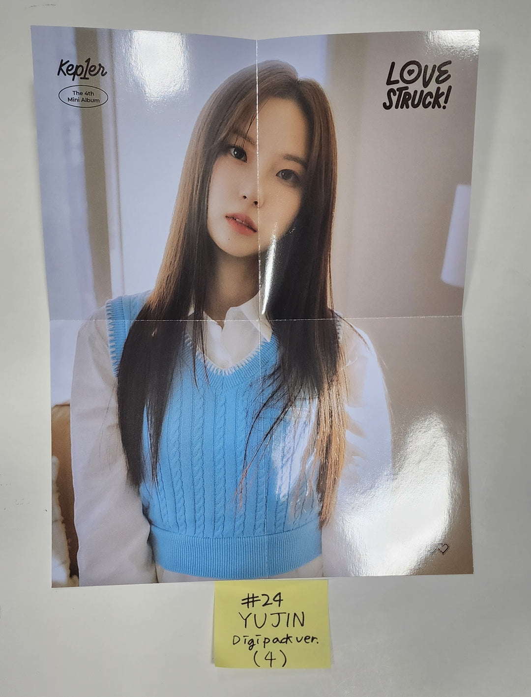 Kep1er "LOVESTRUCK! " - Official Photocard, Folded Poster [Digipack Ver.] - HALLYUSUPERSTORE